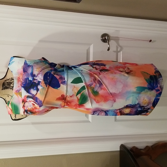Calvin Klein bodycon floral dress size 10 - Picture 1 of 6